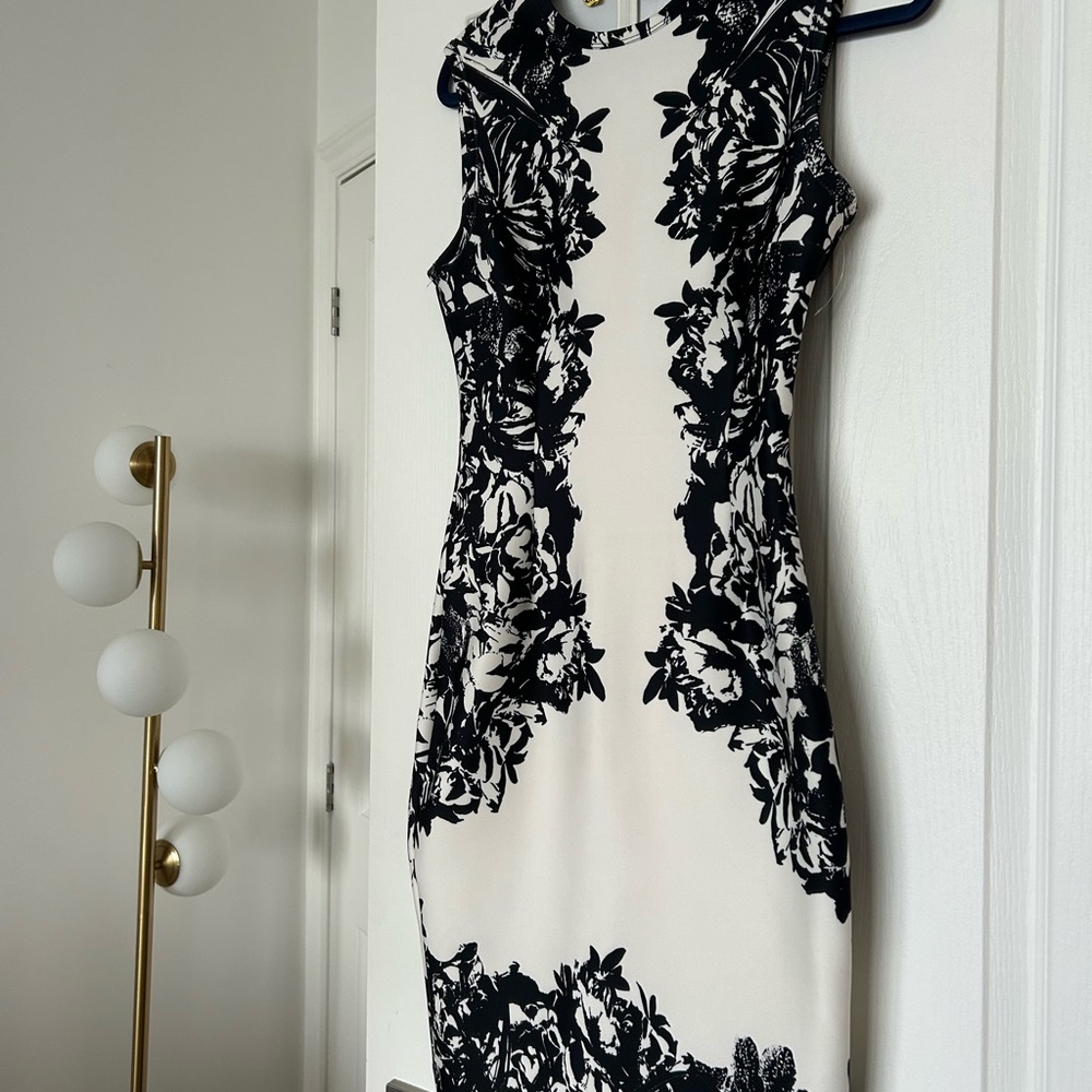 Yigal Azrouel Monochrome Floral Midi Dress